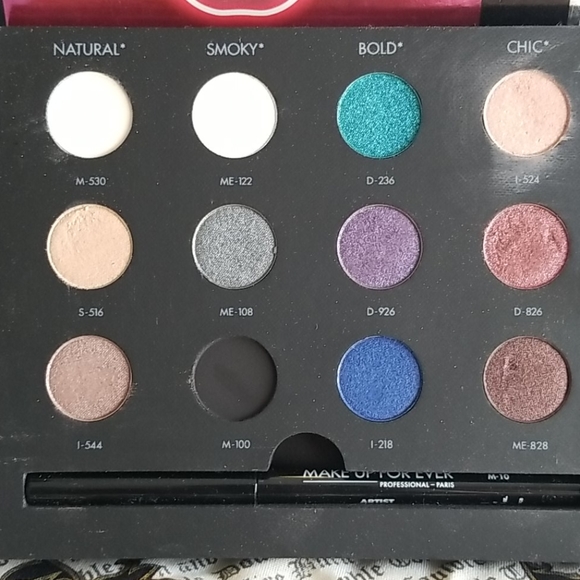 Make Up For Ever kit - Picture 6 of 7